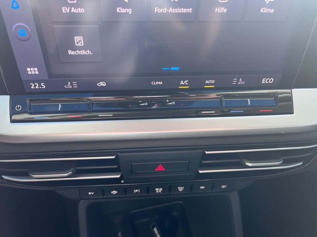 Ford Grand Tourneo 2025