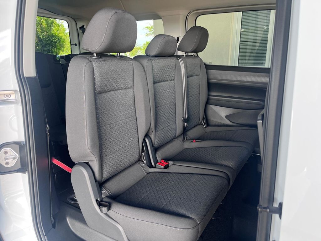 Ford Grand Tourneo 2025