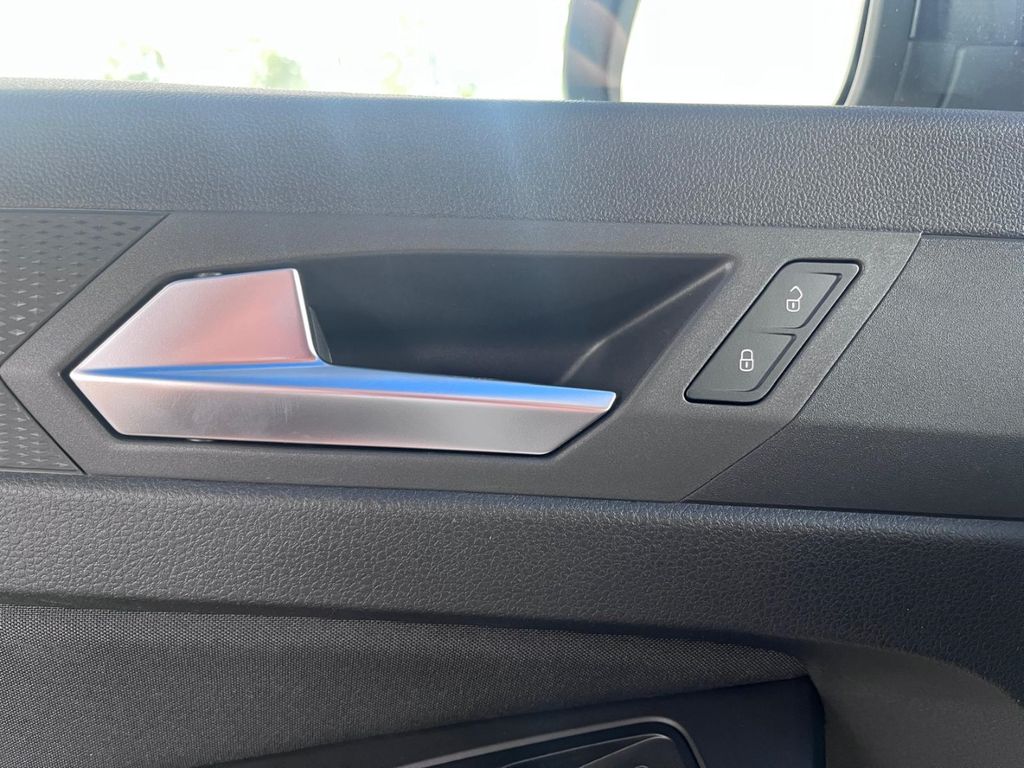 Ford Grand Tourneo 2025