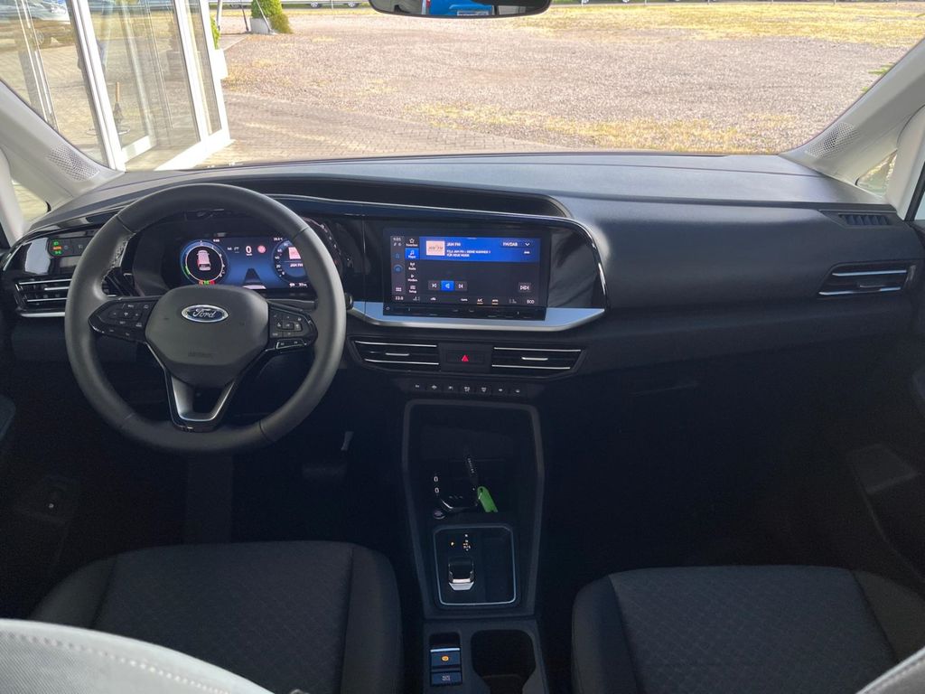 Ford Grand Tourneo 2025