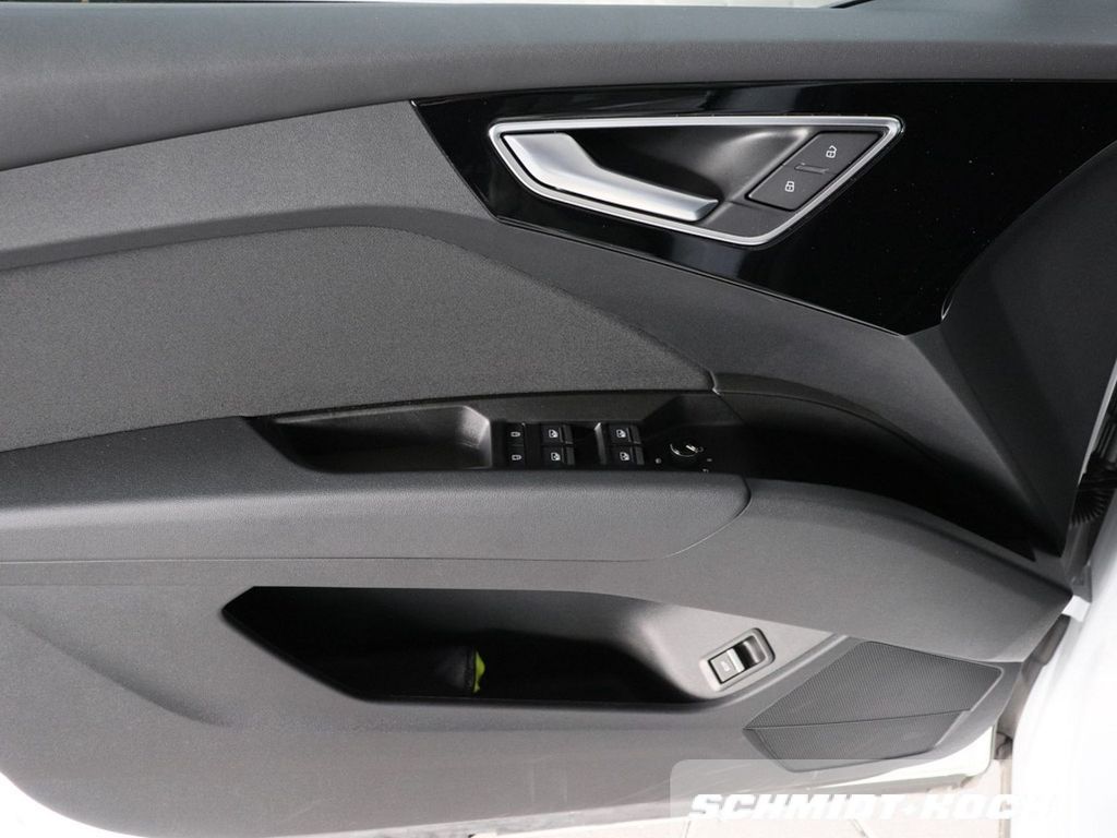 Audi Q4 e-tron 2025