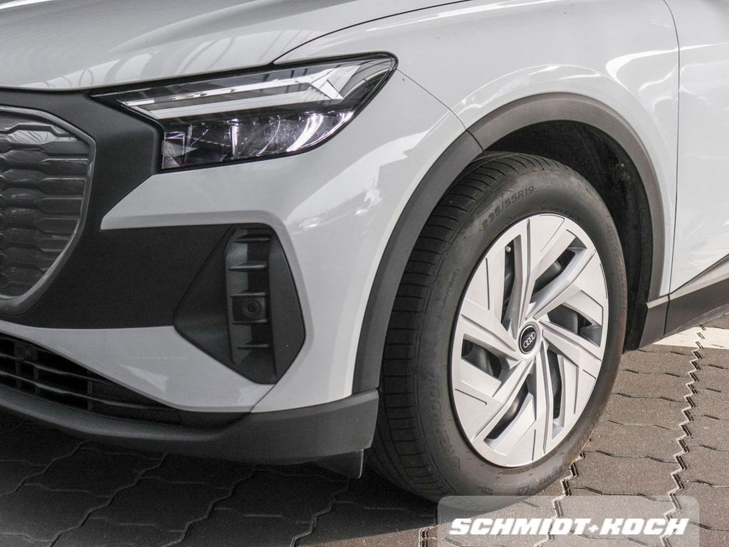 Audi Q4 e-tron 2025