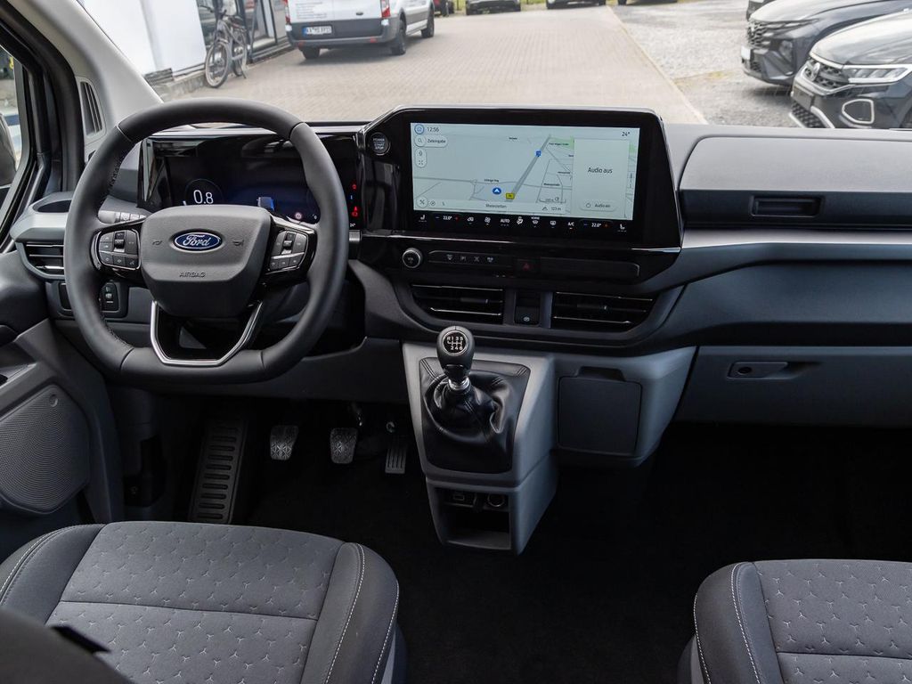 Ford Tourneo Custom 2025