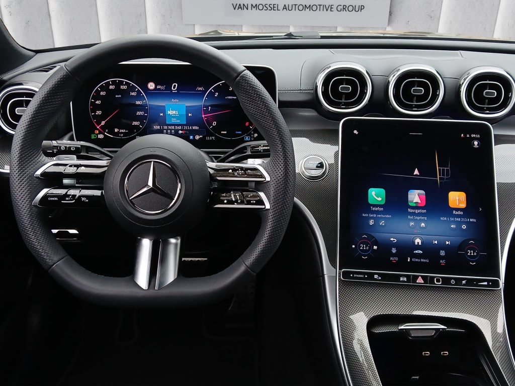 Mercedes-Benz C 300 2025