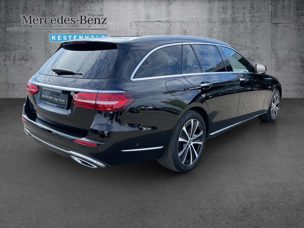 Mercedes-Benz E 300 2022