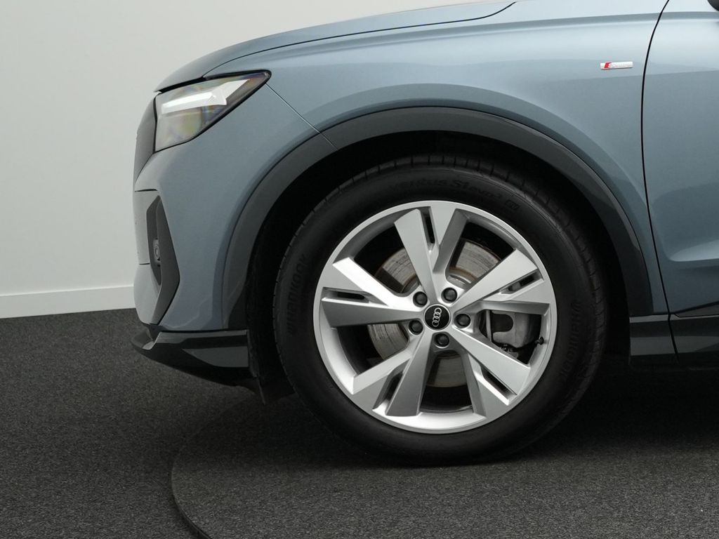 Audi Q4 e-tron 2025