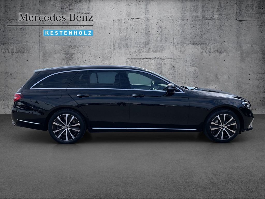 Mercedes-Benz E 300 2022
