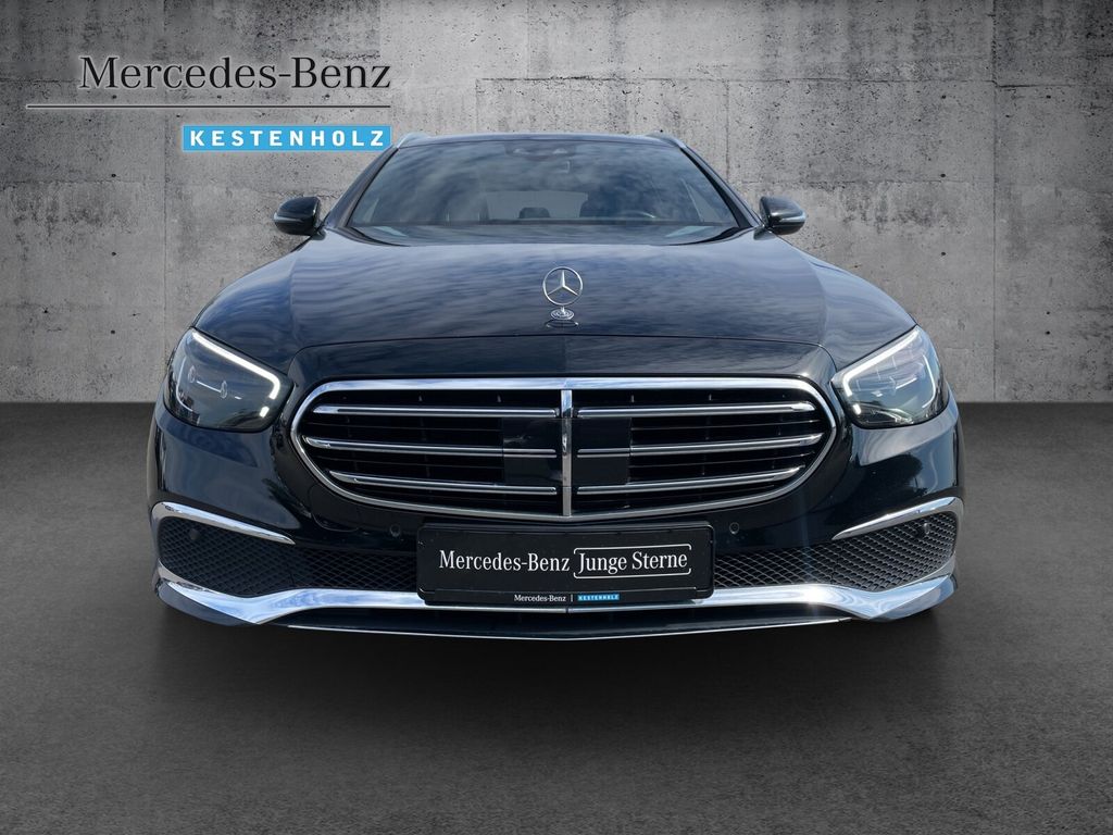 Mercedes-Benz E 300 2022