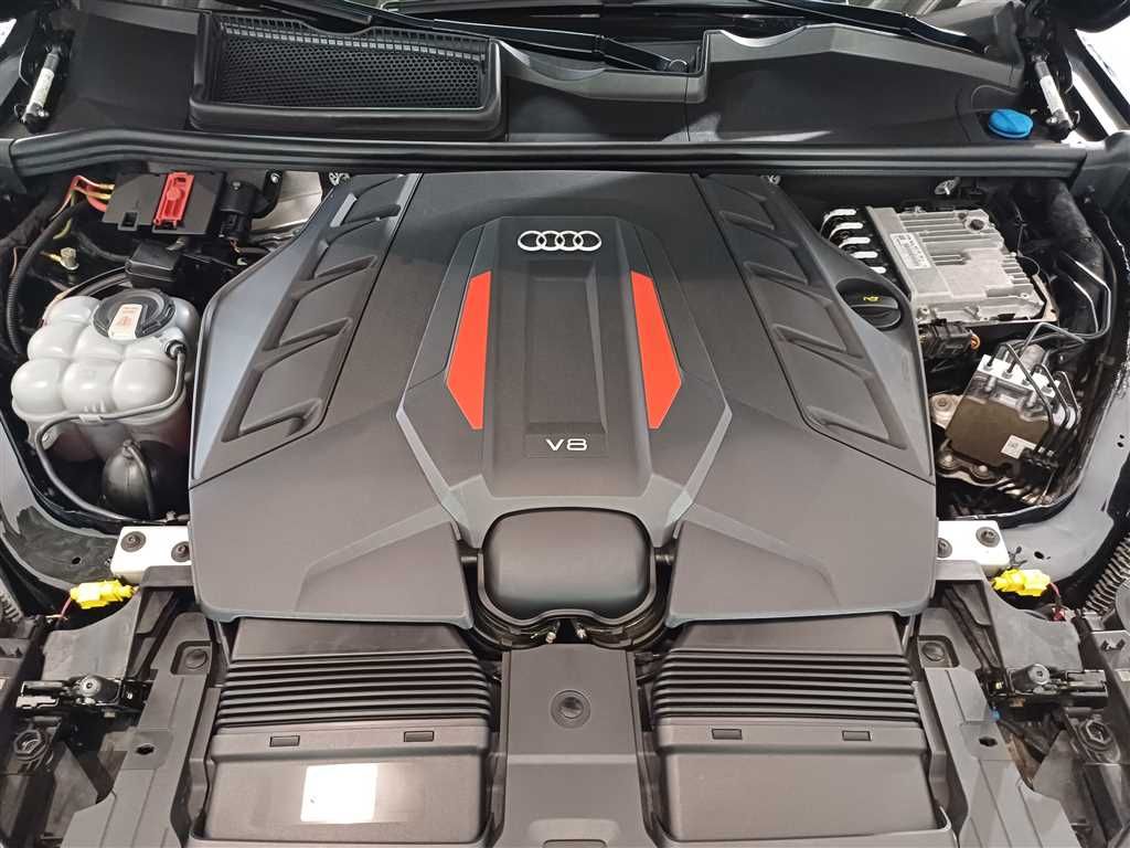 Audi SQ7 2021