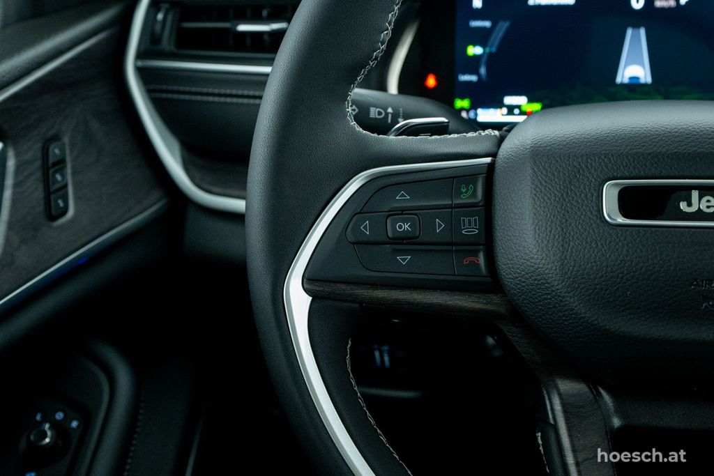 Jeep Grand Cherokee 2025