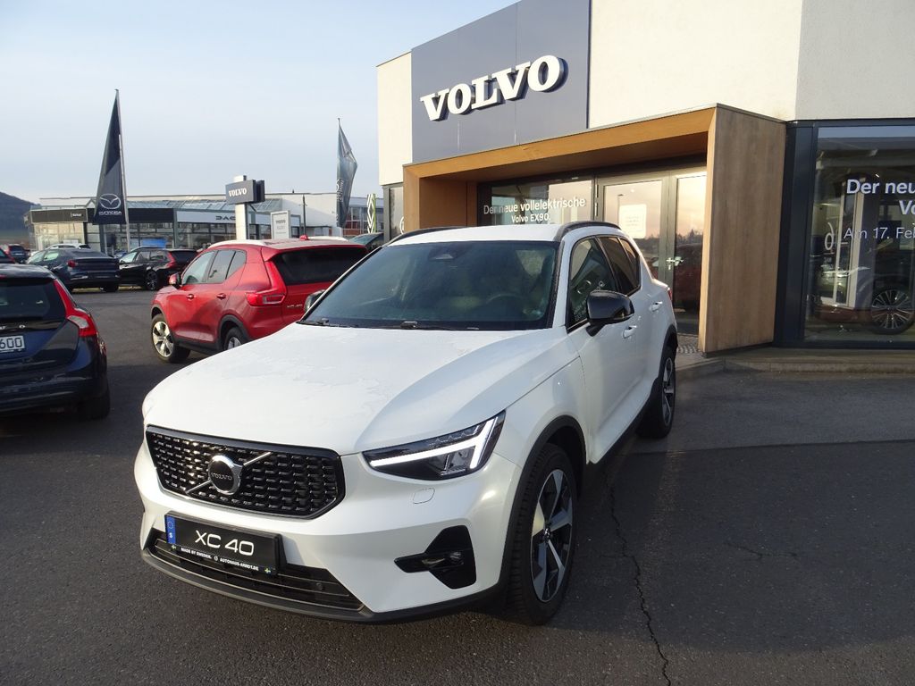 Volvo XC40 2024