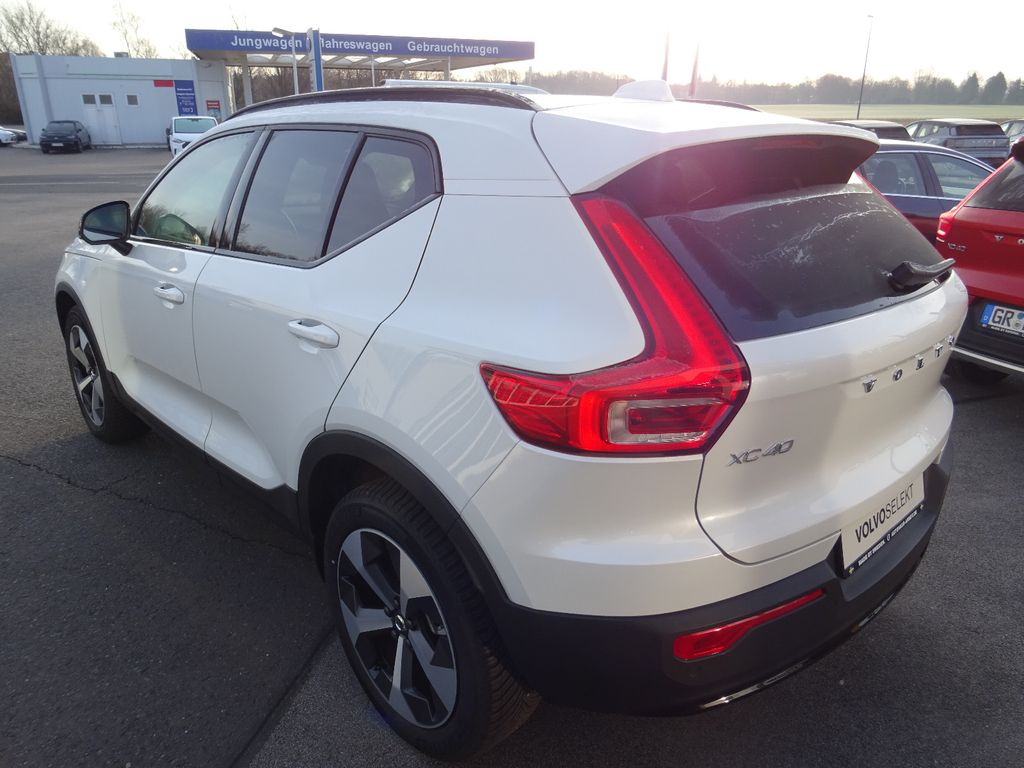 Volvo XC40 2024