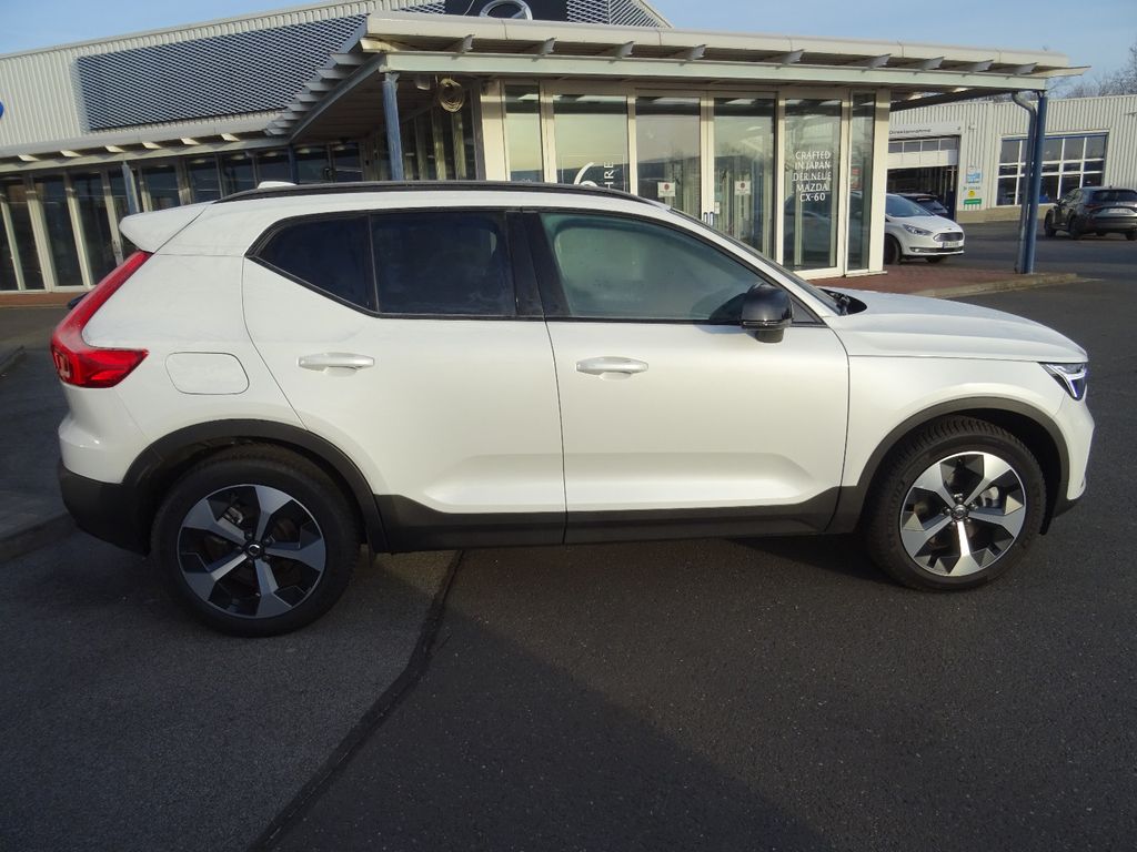Volvo XC40 2024