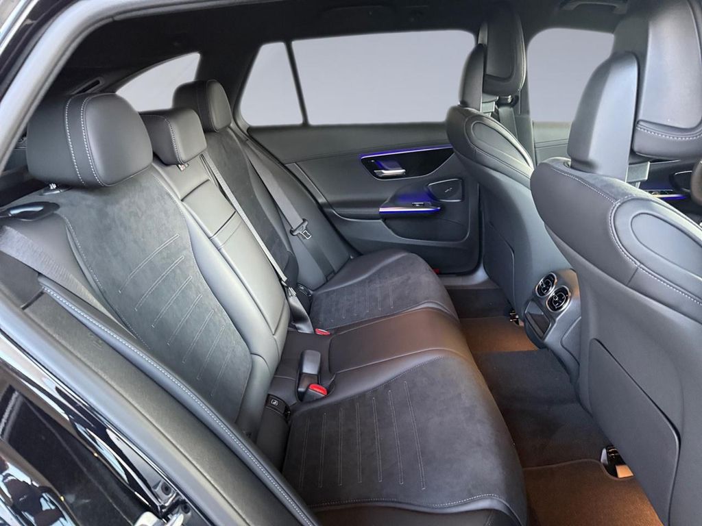 Mercedes-Benz C 220 2025