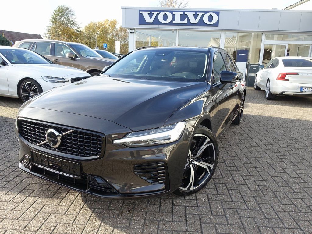 Volvo V60 2025