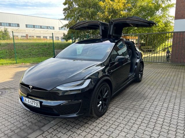 Tesla Model X 2022