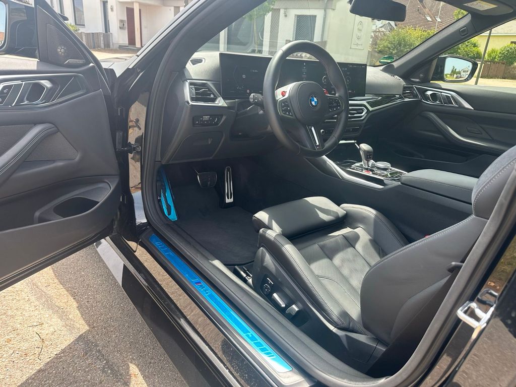 BMW M4 2023