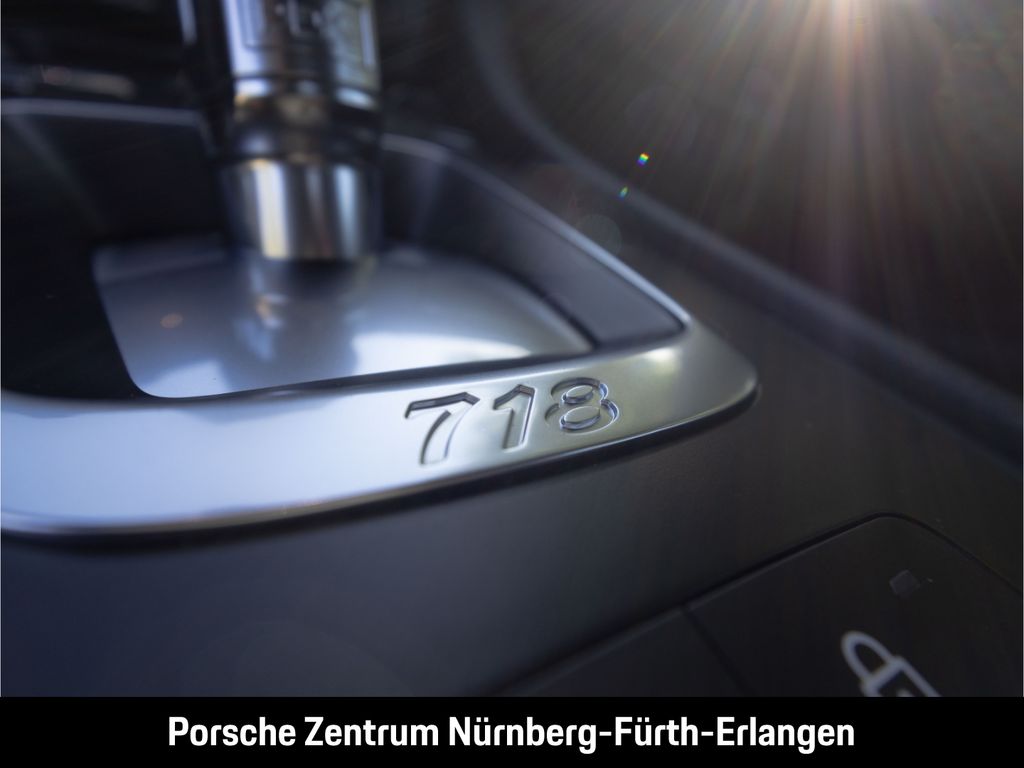 Porsche Boxster 2024