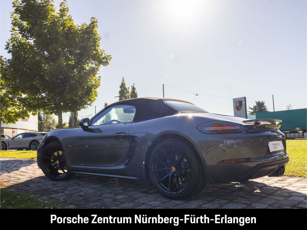 Porsche Boxster 2024