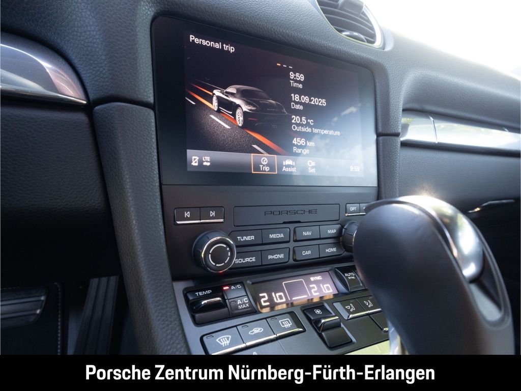 Porsche Boxster 2024