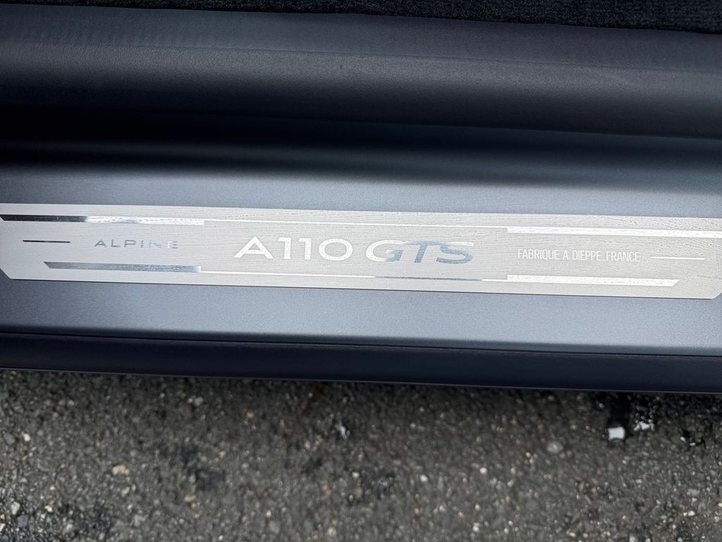 Alpine A110