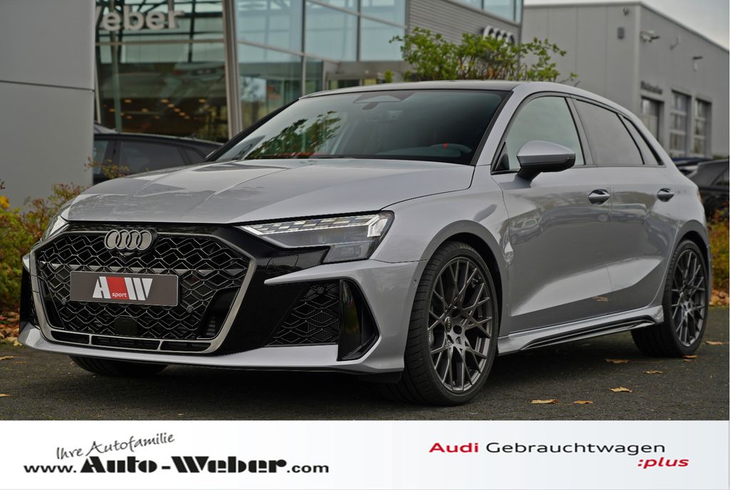 Audi RS3 2025
