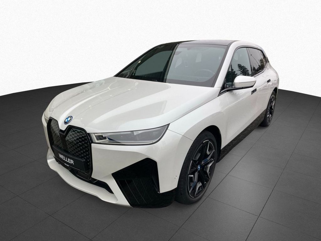 BMW iX 2023