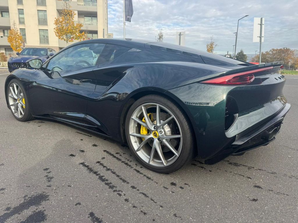 Lotus Emira 2025
