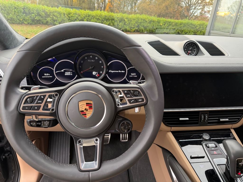 Porsche Cayenne 2022