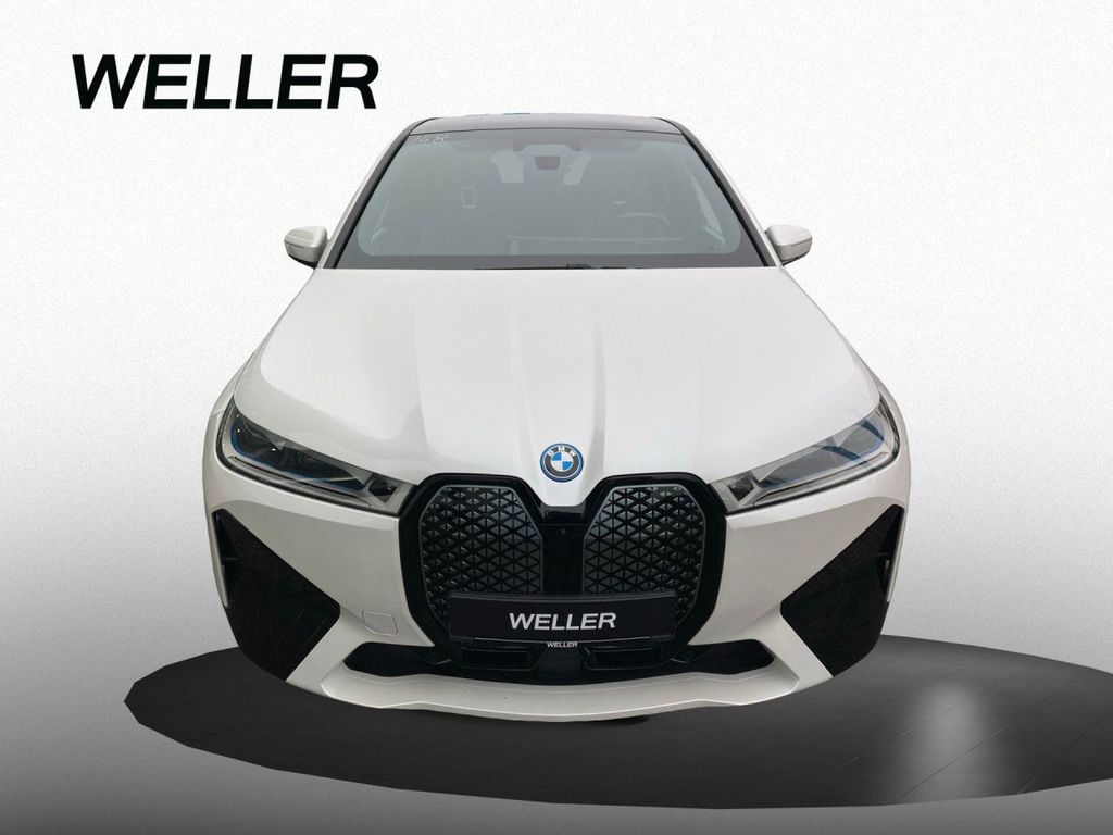 BMW iX 2023