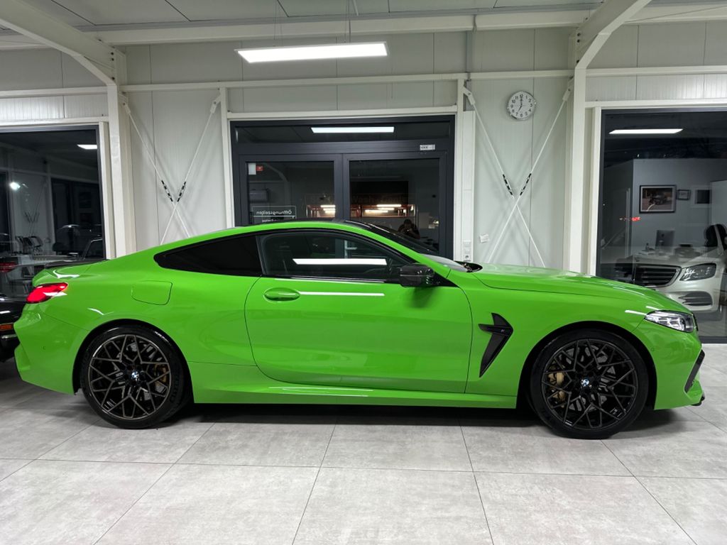 BMW M8 2021