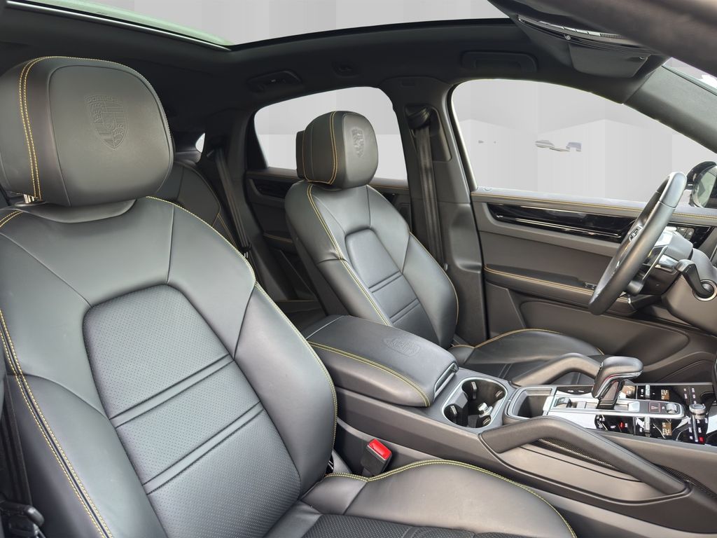 Porsche Cayenne 2023