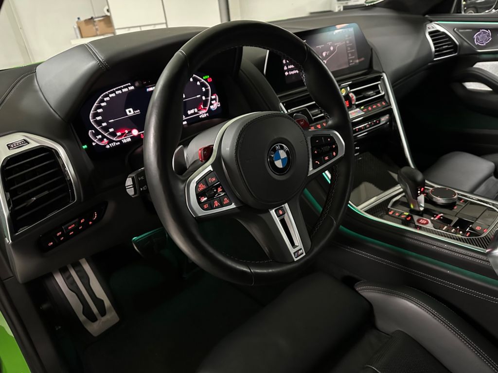 BMW M8 2021