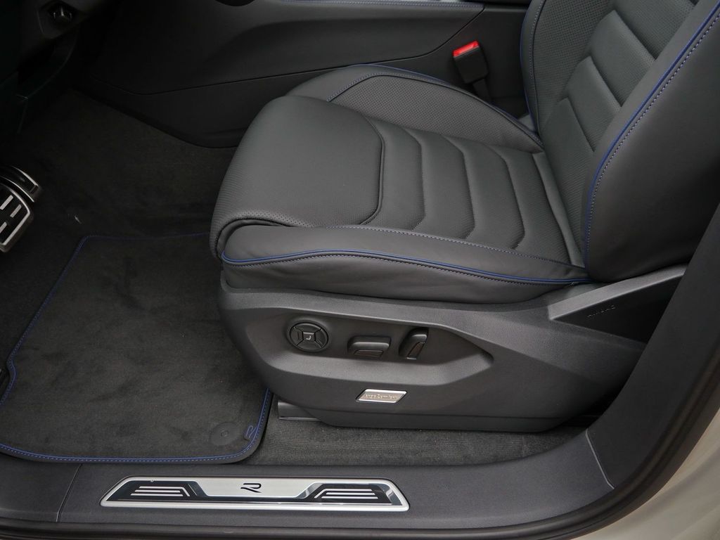 Volkswagen Touareg 2025