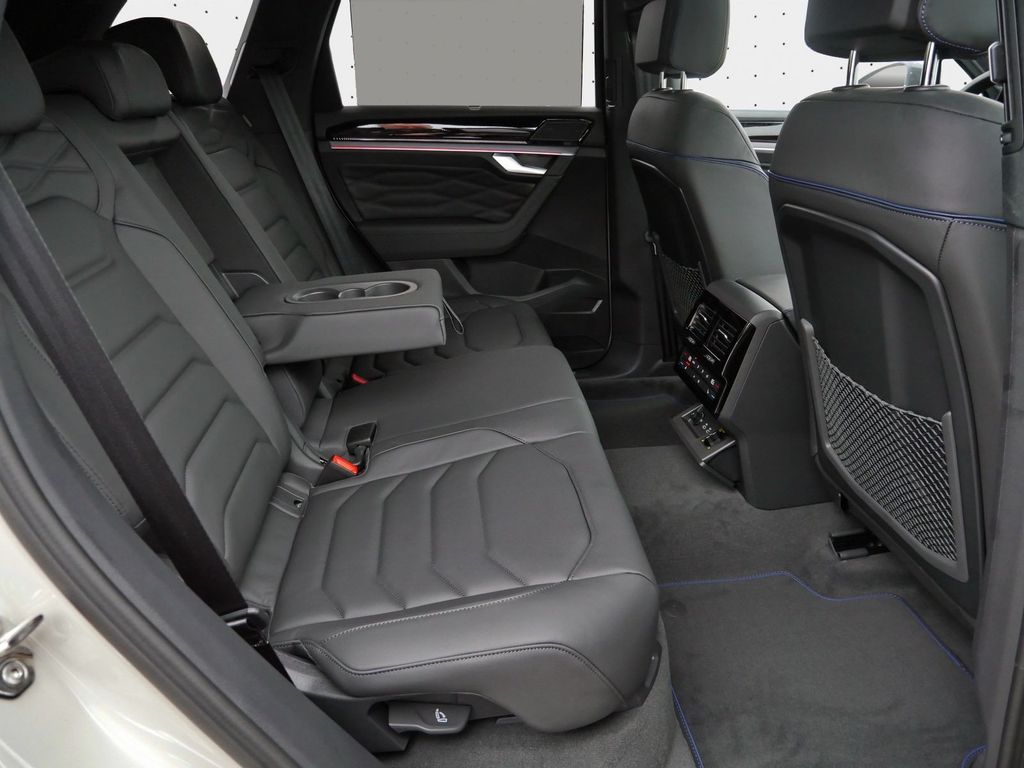 Volkswagen Touareg 2025