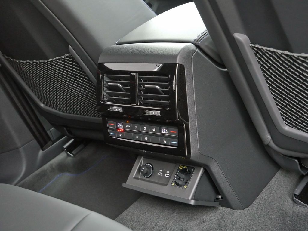 Volkswagen Touareg 2025