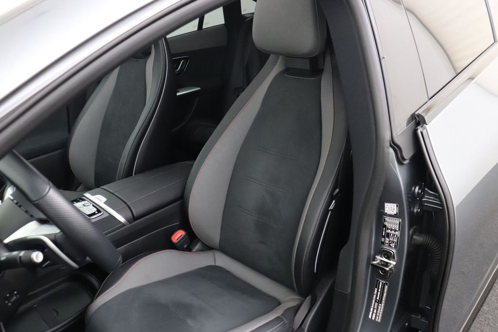 Mercedes-Benz EQE 2022