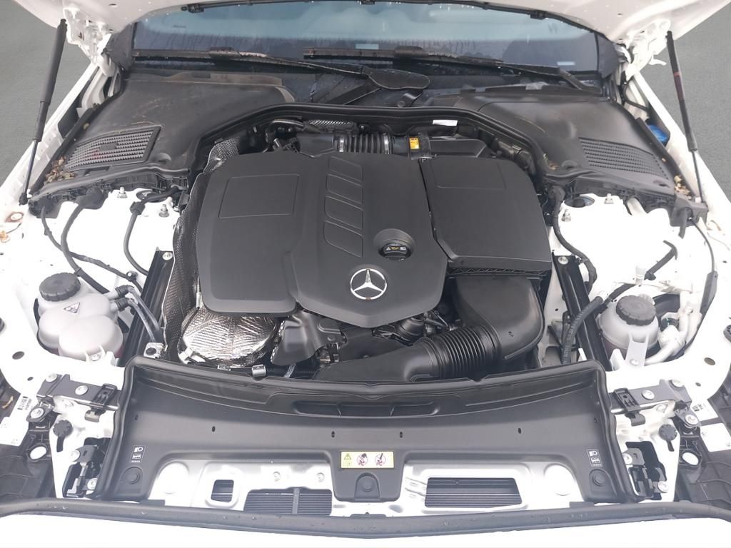 Mercedes-Benz C 220 2025