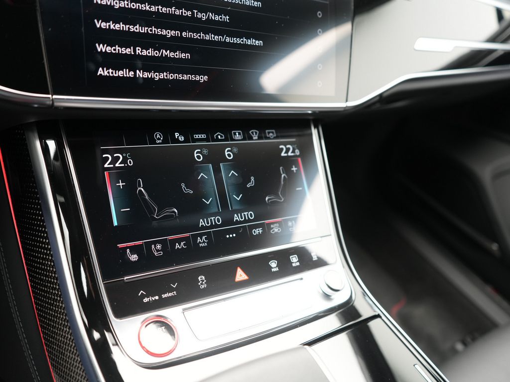 Audi S8 2024