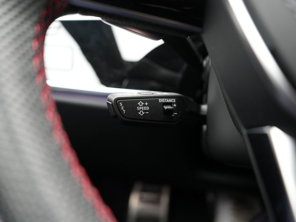 Audi S8 2024