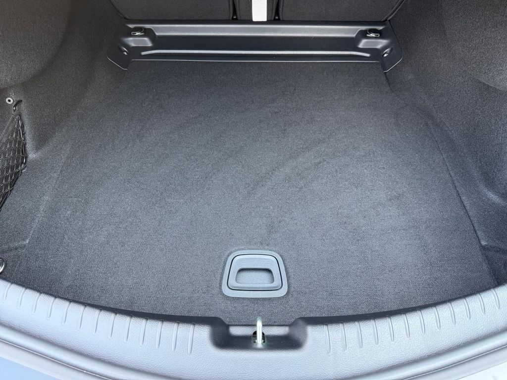 Mercedes-Benz CLE 200 2024