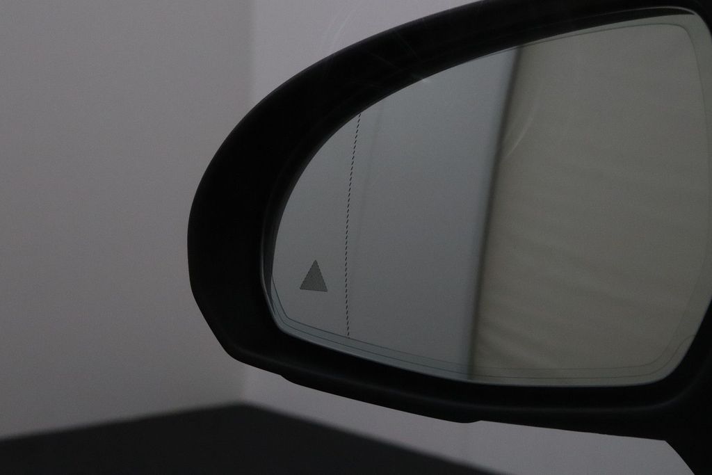 Mercedes-Benz EQE 2022