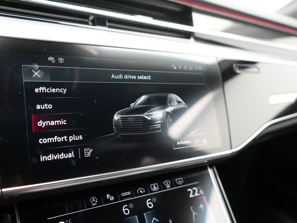 Audi S8 2024