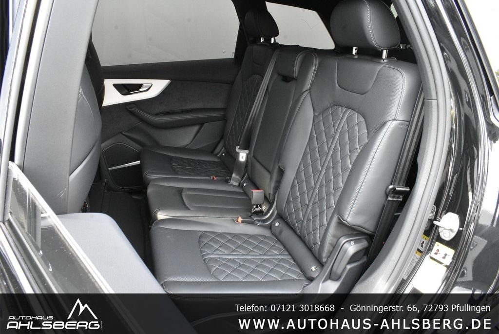 Audi SQ7 2025