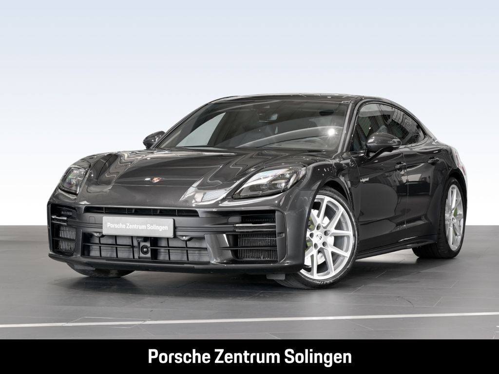 Porsche Panamera 2024
