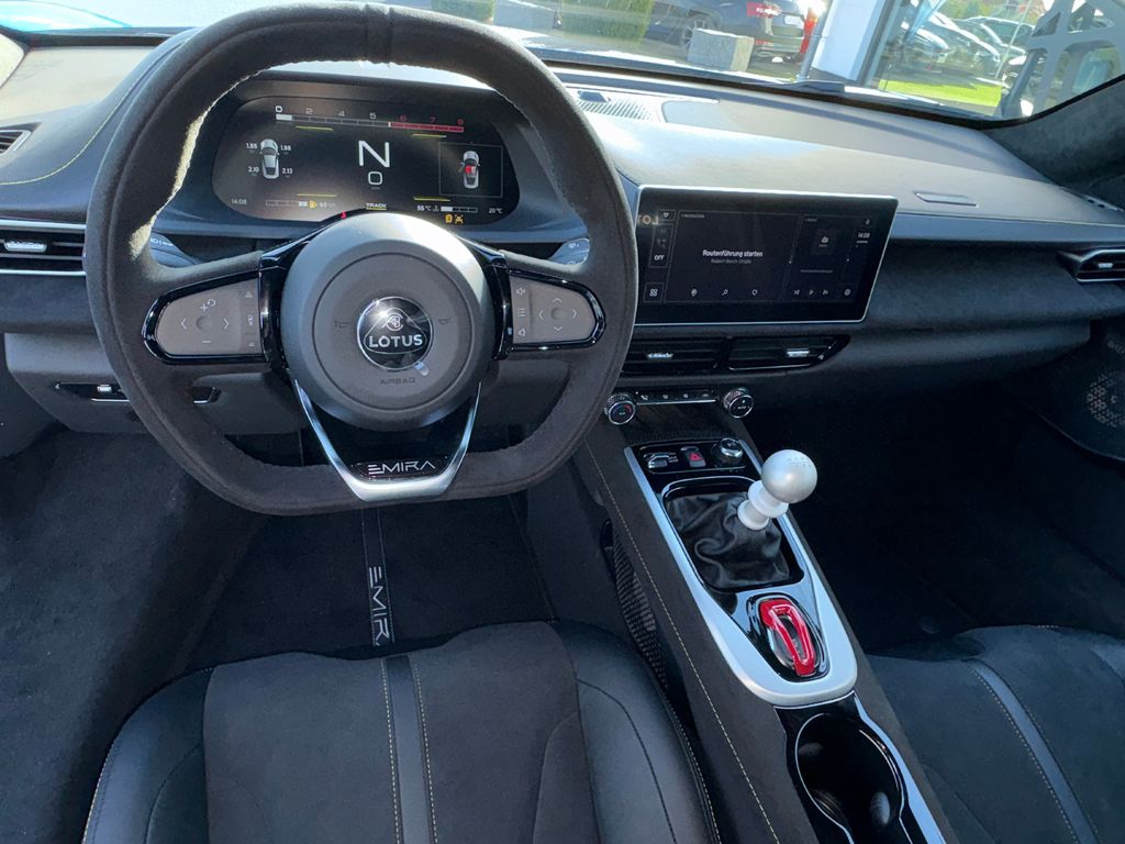 Lotus Emira