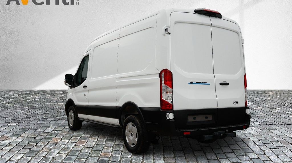 Ford Transit 2025