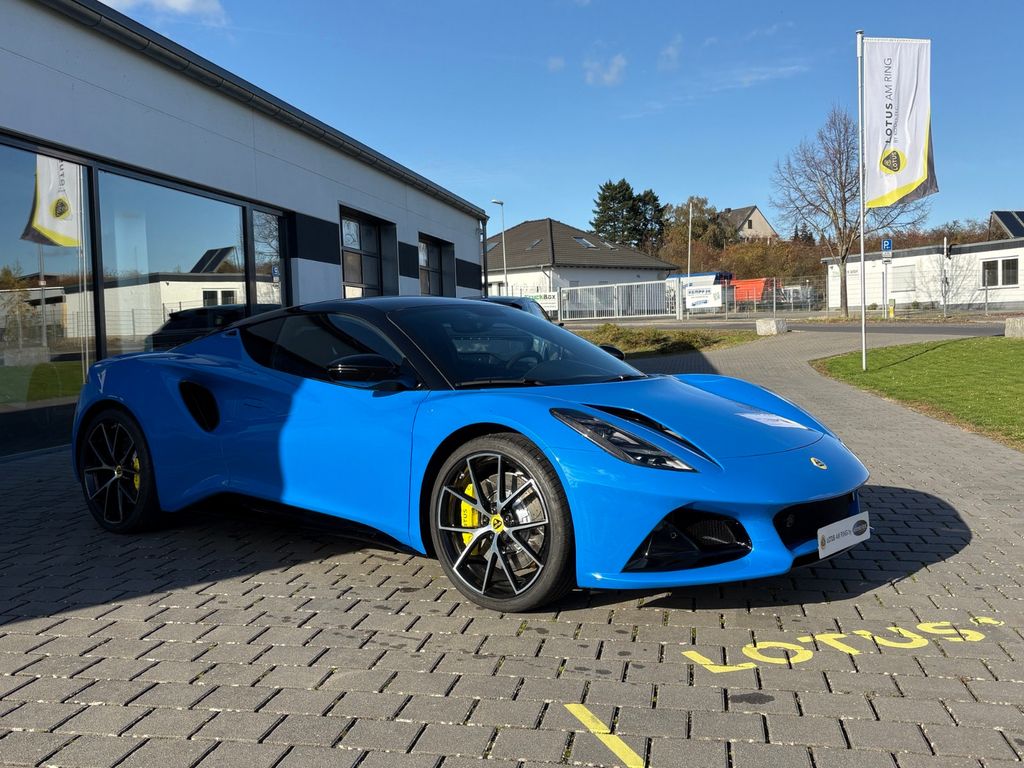 Lotus Emira