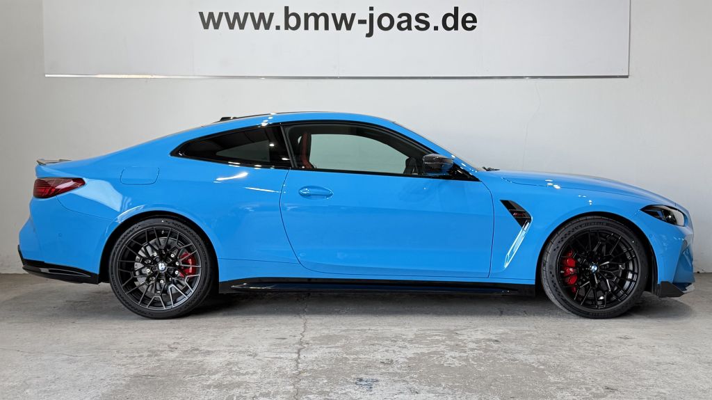 BMW M4 2024