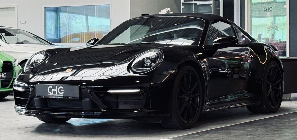 Porsche 992 2021